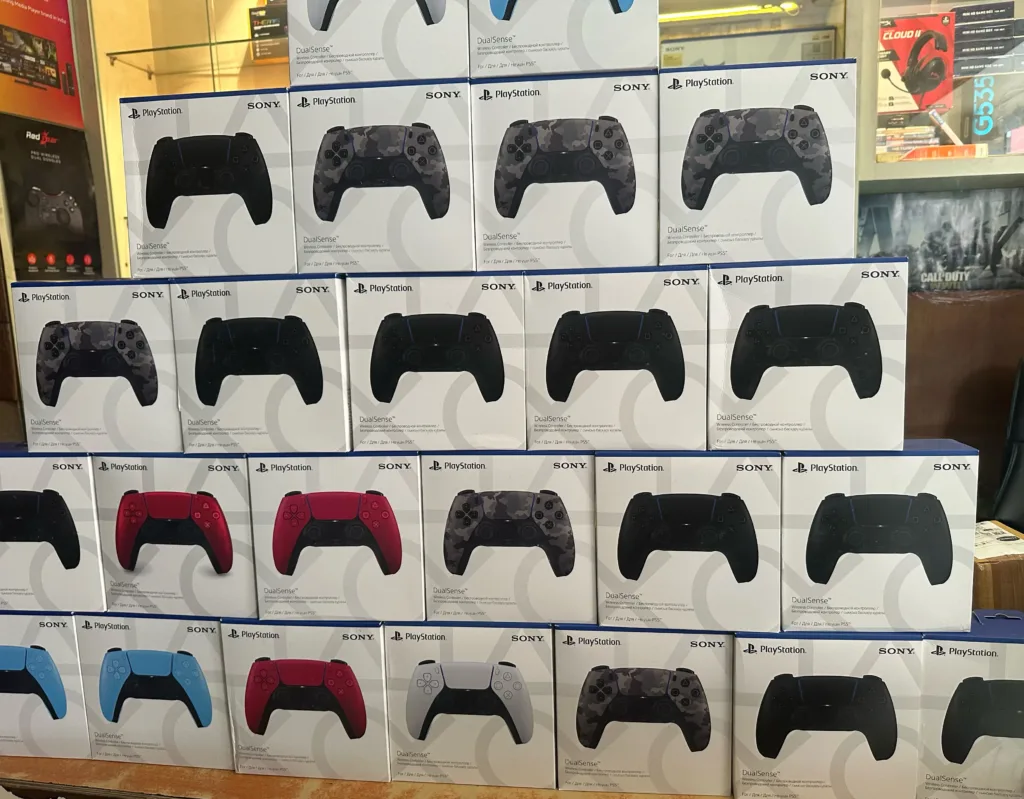 Sony PS5 DualSense Controller 6 PS5 Dualsense Controllers in multiple quantity